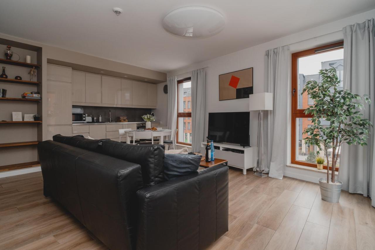 Totu Home Waterlane Island Apartments กดัญสก์ ภายนอก รูปภาพ